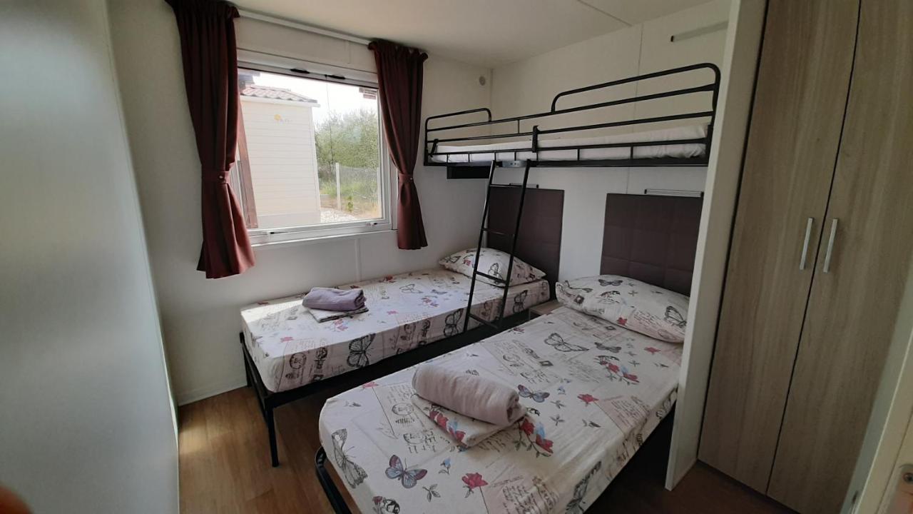 Mobile Homes Kamp Maslina, Biograd Na Moru Luaran gambar