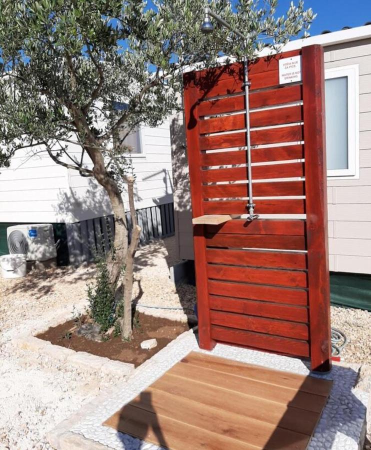 Mobile Homes Kamp Maslina, Biograd Na Moru Luaran gambar